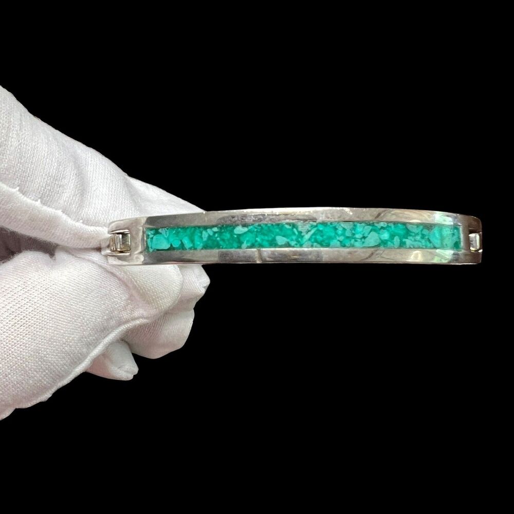 Vintage Alpaca Mexico Bangle Bracelet Crushed Turquoise Inlay Silver Tone 7.5 in